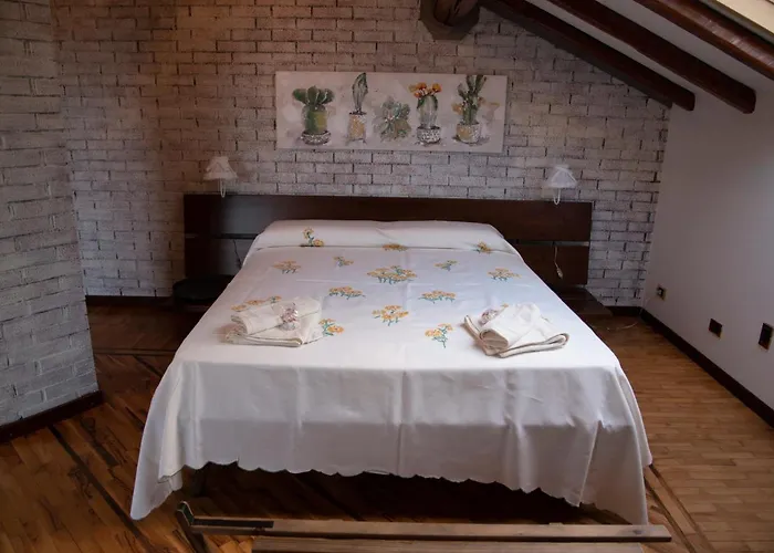 Boutique Etna D'a'mare Couette-café Trecastagni