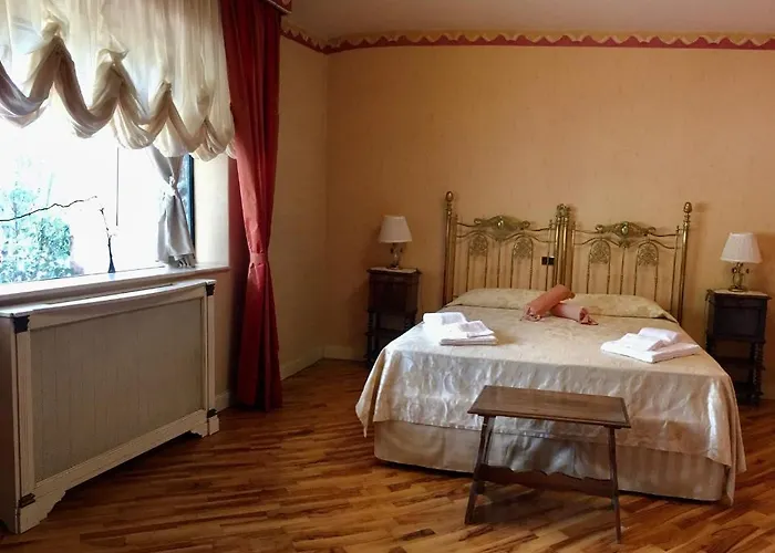 Boutique Etna D'a'mare Couette-café